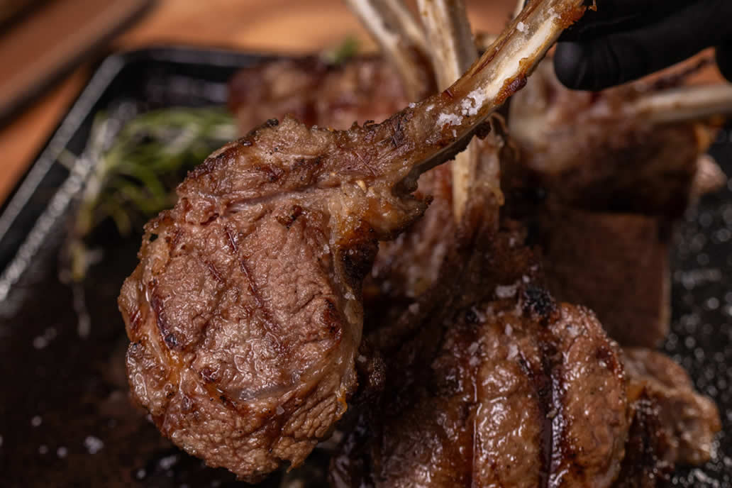 Grills - Carré de Cordeiro - Redtrees Steakhouse Grills - Carré de Cordeiro - Redtrees Steakhouse